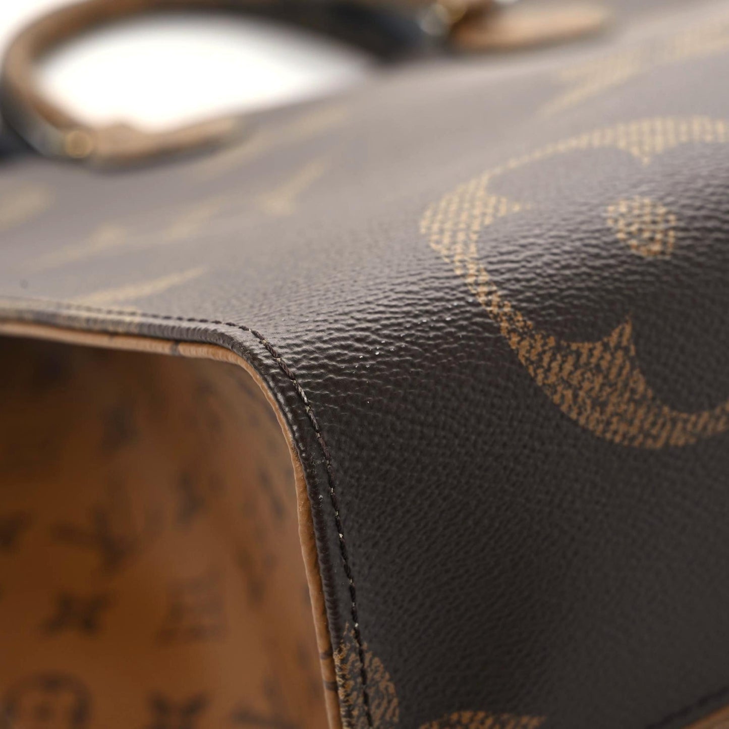 Reverse Monogram Giant Onthego GM