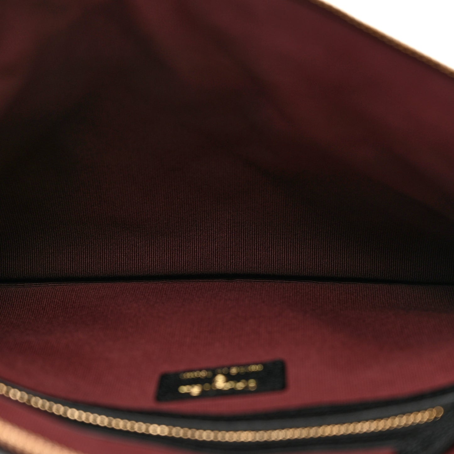 Caviar Quilted Medium Cosmetic Case Black