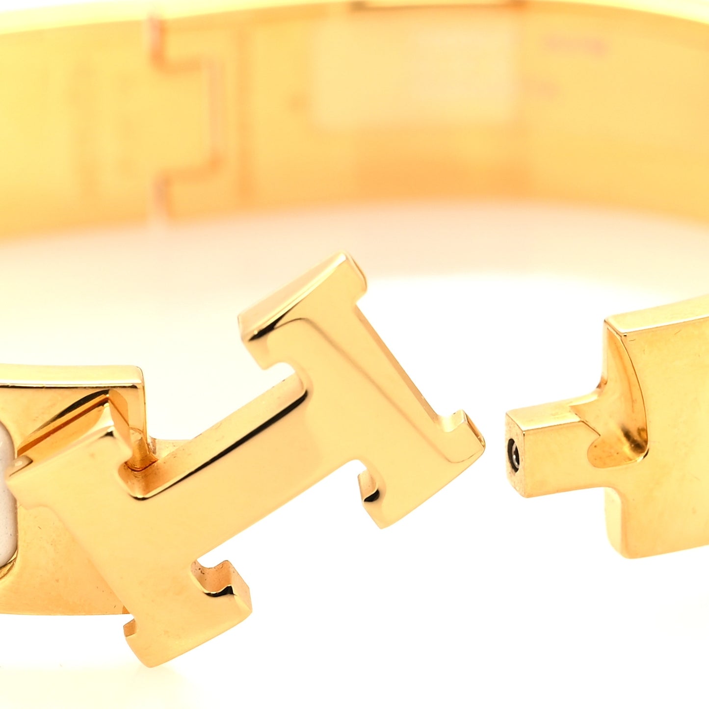 Enamel Narrow Clic Clac H Bracelet PM Pannacotta