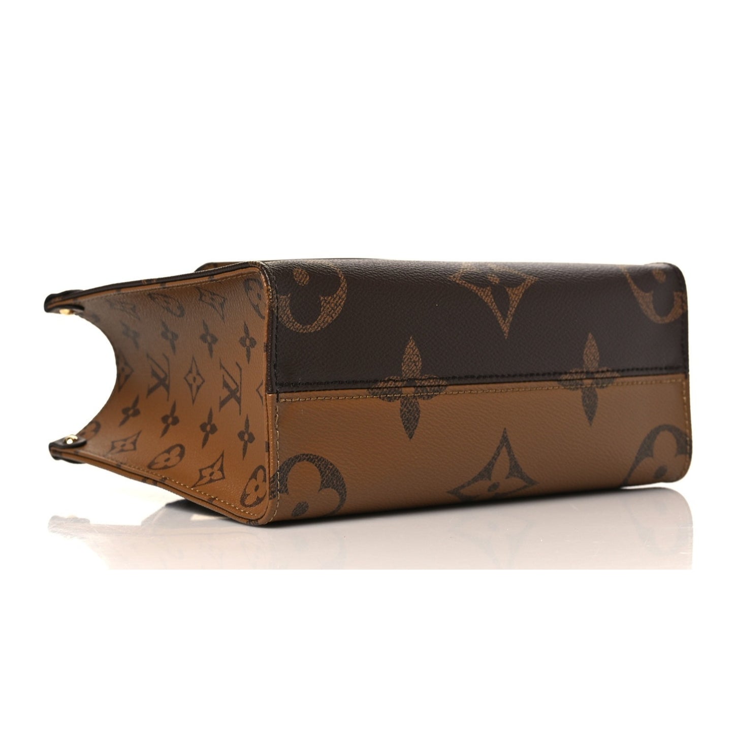 Reverse Monogram Giant Onthego PM