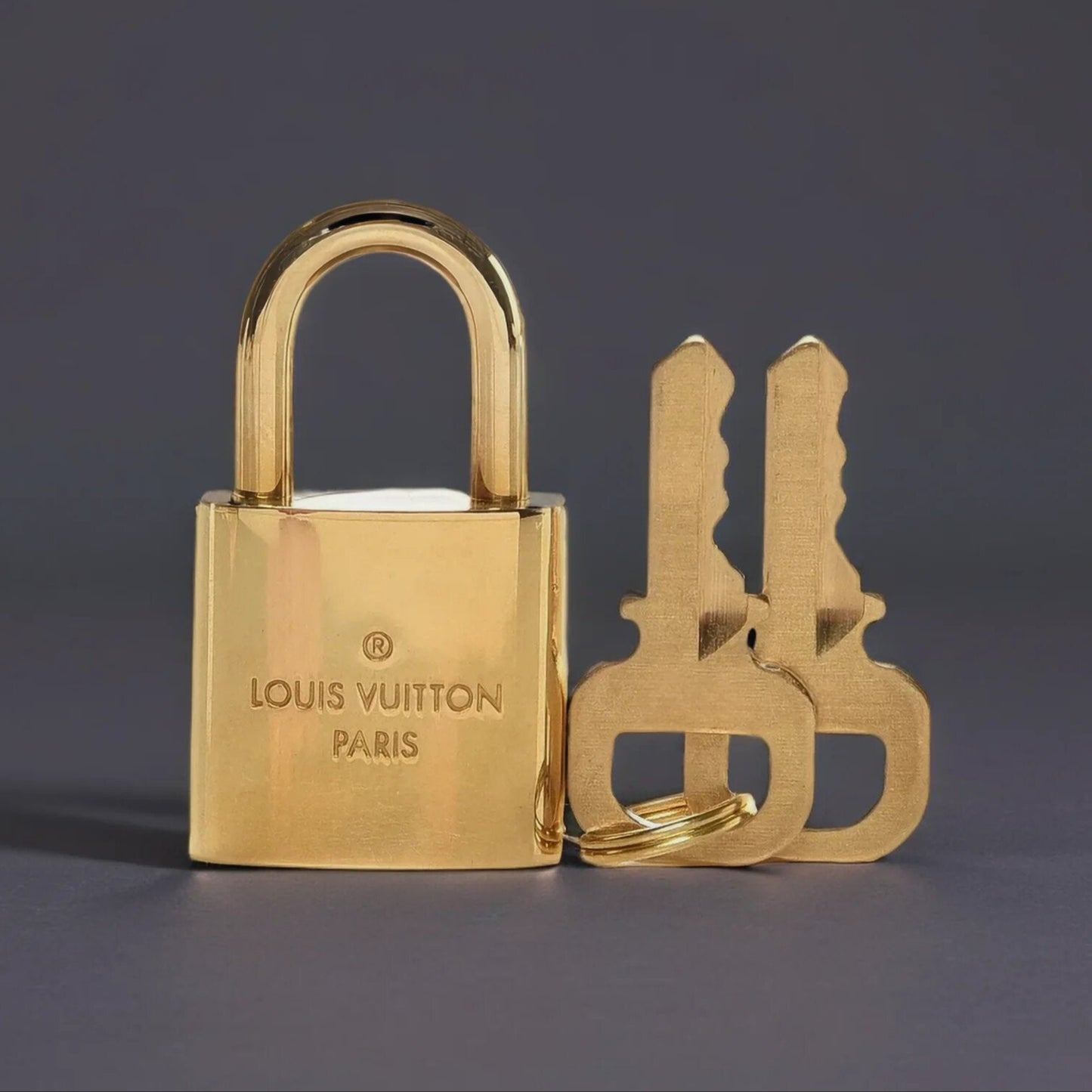 Brass Lock and 2 Keys Set