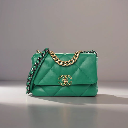 Lambskin Quilted Medium Chanel 19 Flap Green