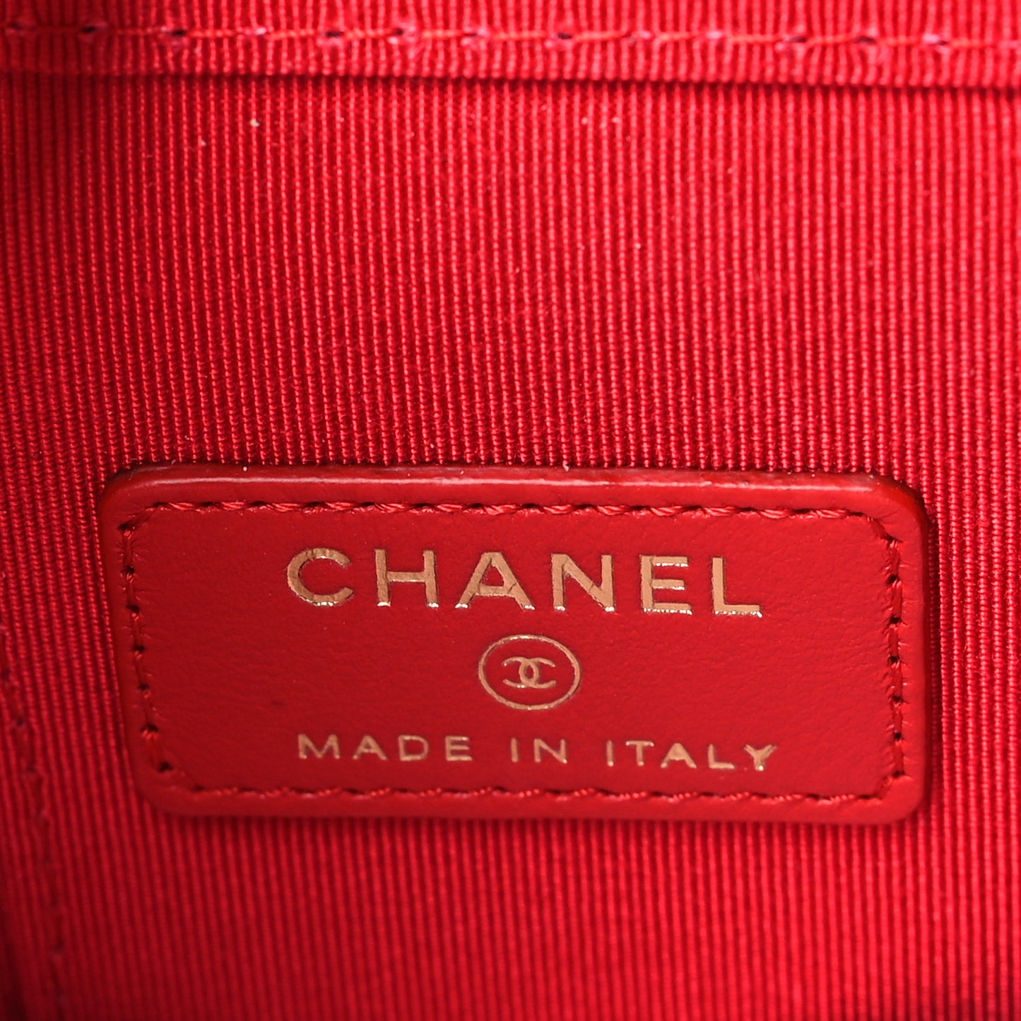 Caviar Quilted Mini Vanity Case With Chain Red