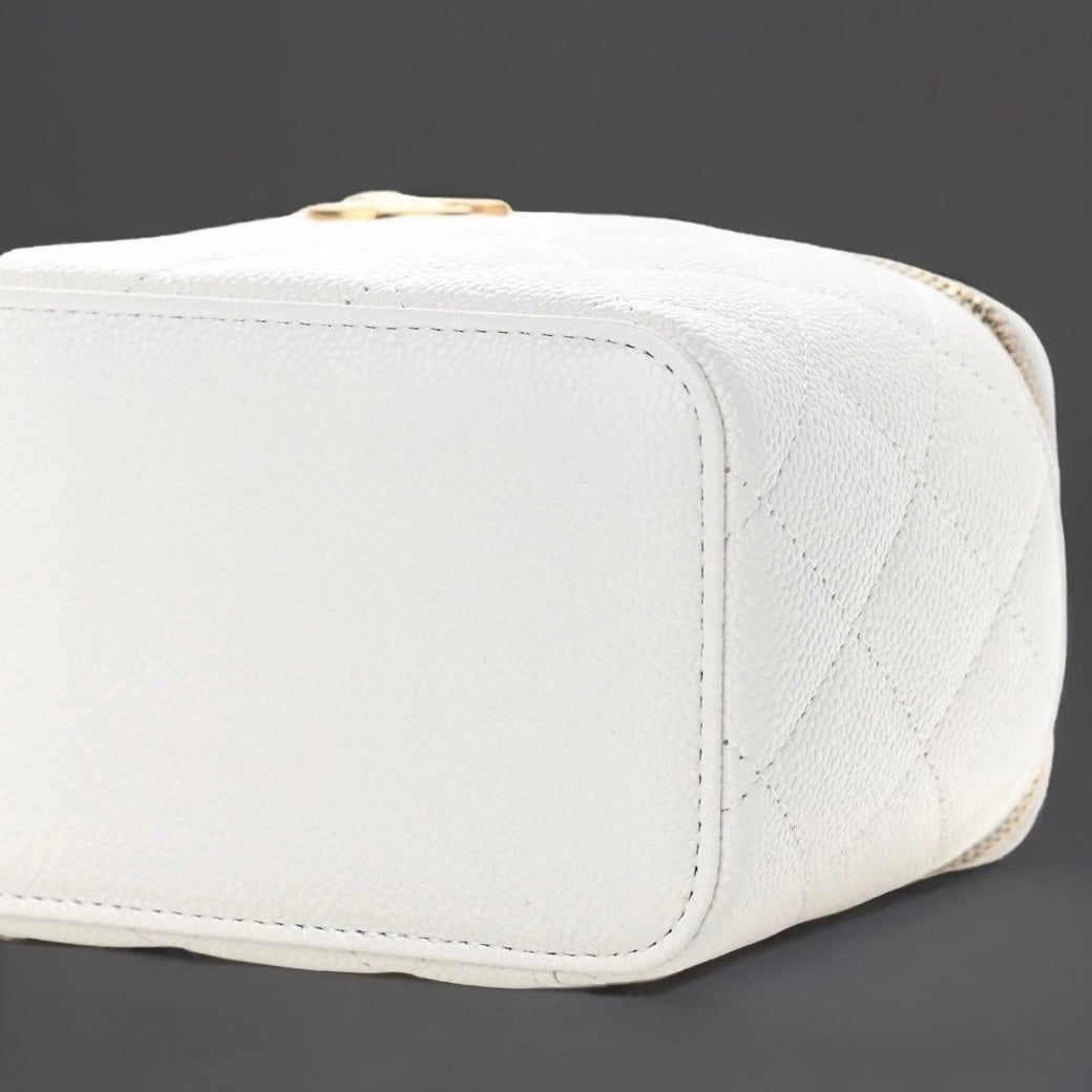 Shiny Caviar Quilted Pick Me Up Vanity Case White