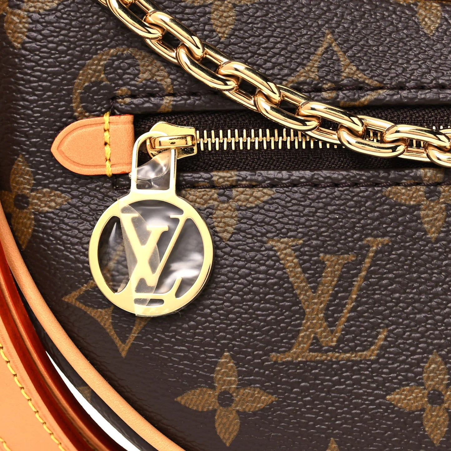 Monogram Loop
