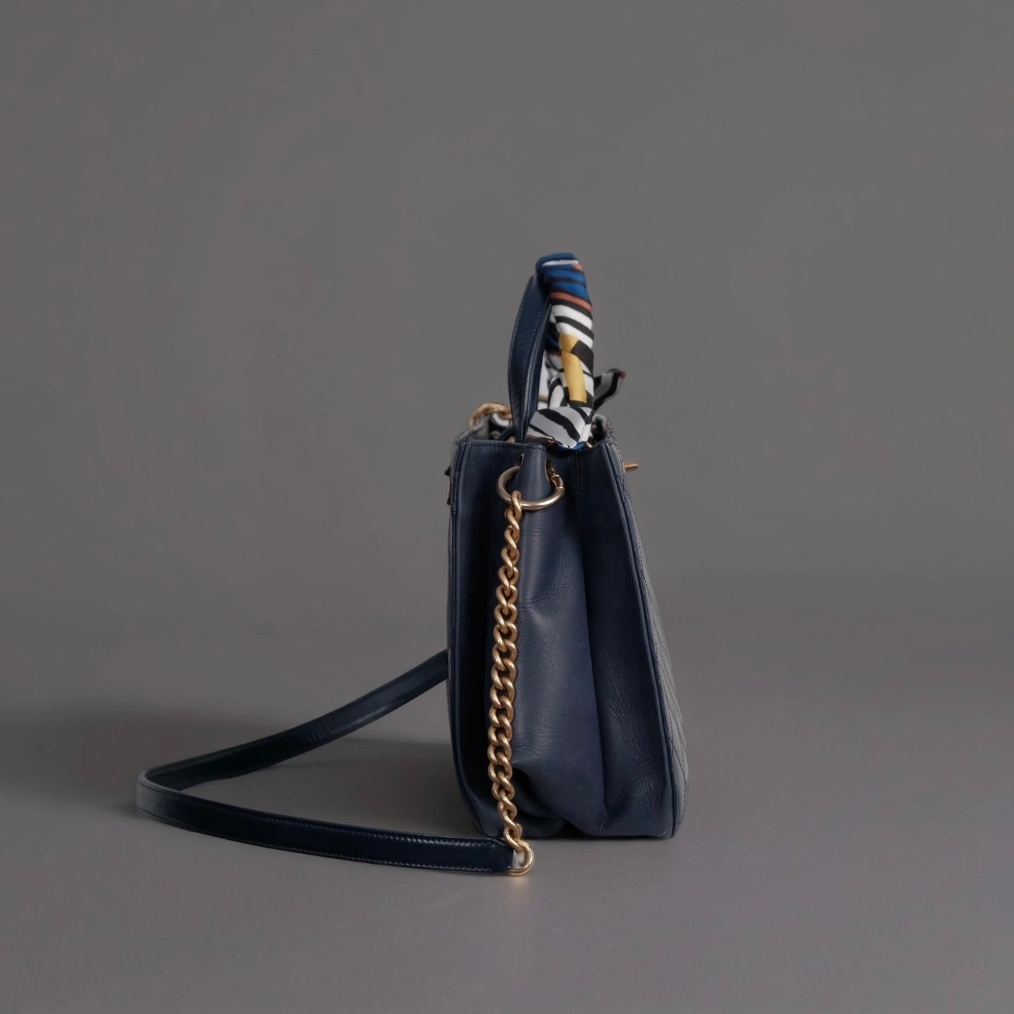 CHANEL Glazed Iridescen