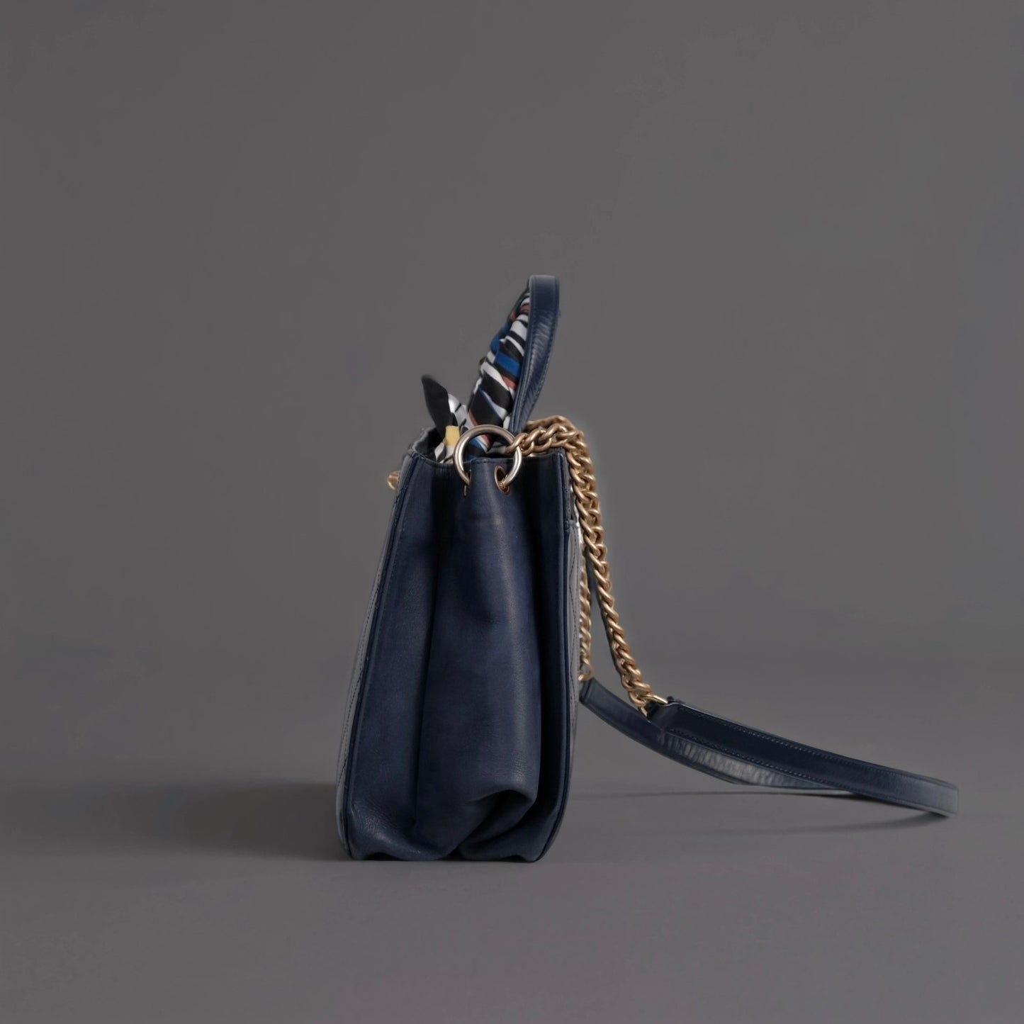 CHANEL Glazed Iridescen