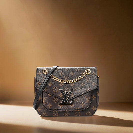 Monogram Passy
