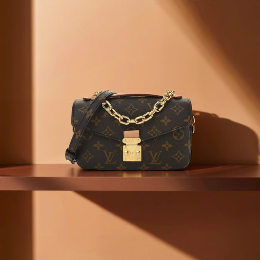 Monogram Pochette Metis East West