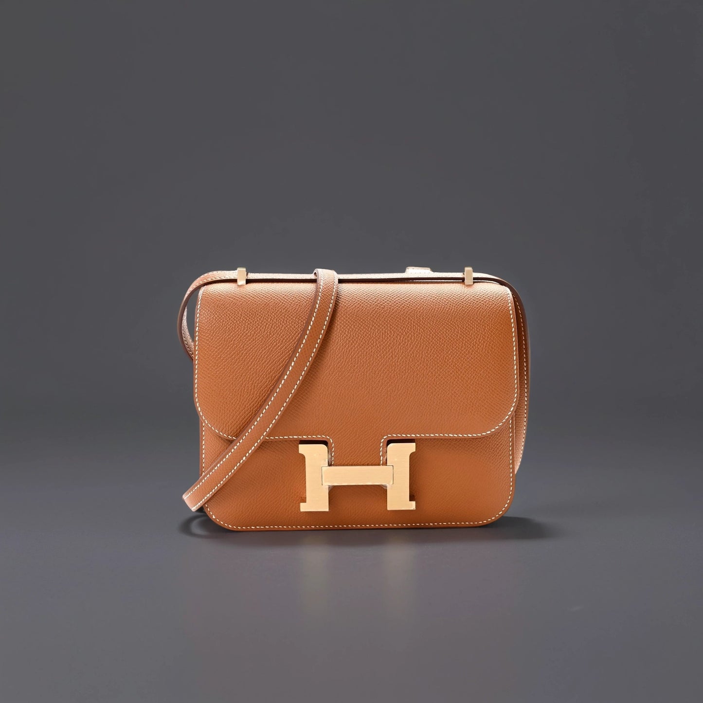 Epsom Constance 18 Gold