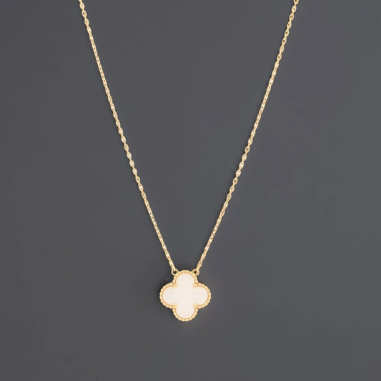 18K Yellow Gold Mother of Pearl Vintage Alhambra Pendant Necklace