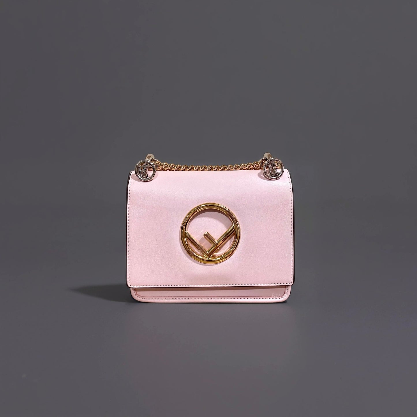 Vitello Century Opaco F is Fendi Kan I Shoulder Bag Baby Pink