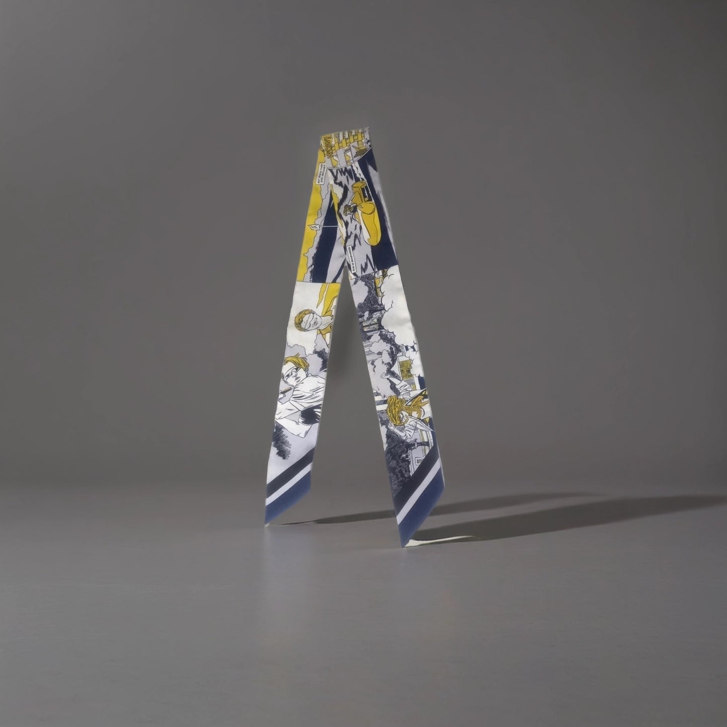 HERMES Silk Twilly