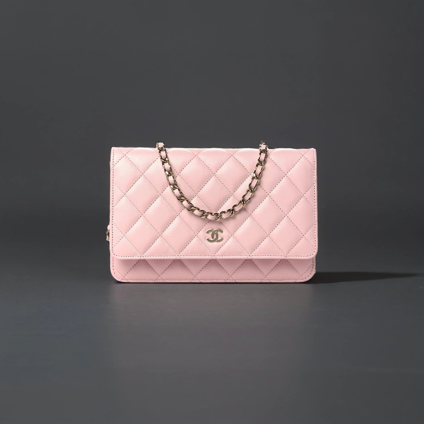 Caviar Quilted Wallet on Chain WOC Light Pink