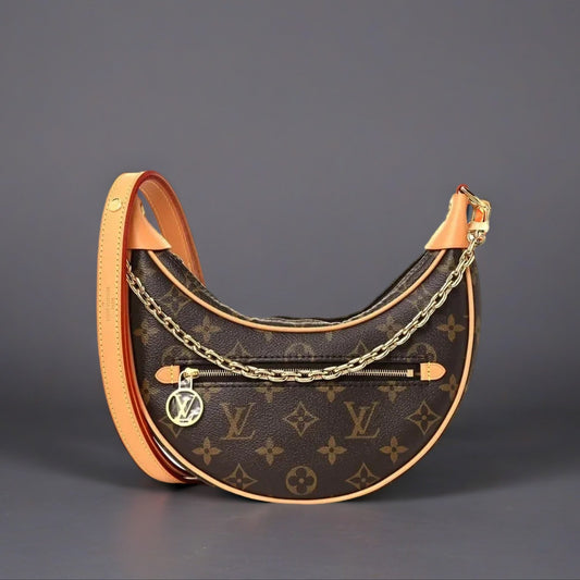 Monogram Loop