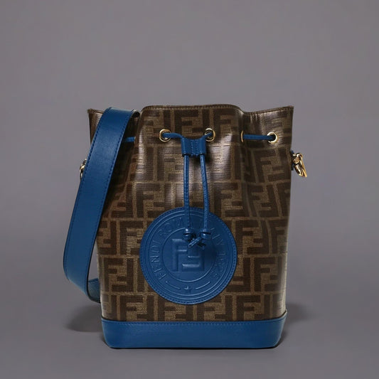 Glazed Fabric Calfskin F is Fendi FF 1974 Stamp Patch Grande Mon Tresor Bucket Bag Mogano Panna Iris